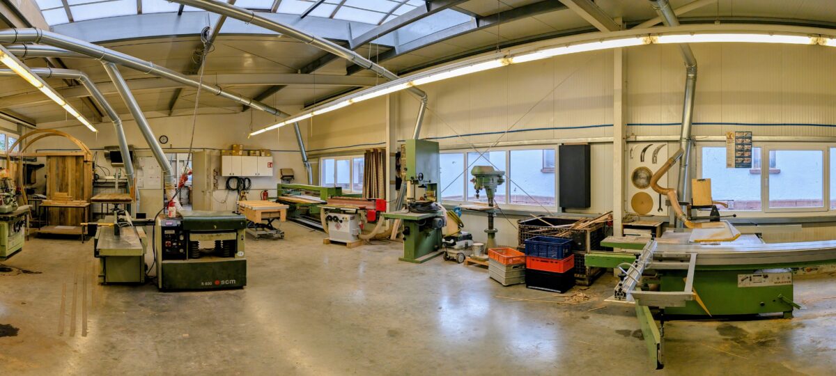 Wir machen alles aus alter Eiche