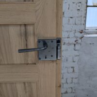 Innentüren mit gehobelter Oberfläche