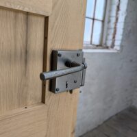 Innentüren mit gehobelter Oberfläche