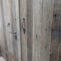 Tore aus altem Eichenholz