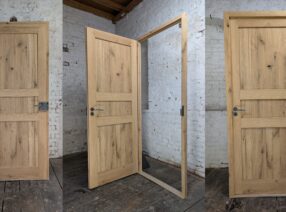 Innentüren mit gehobelter Oberfläche