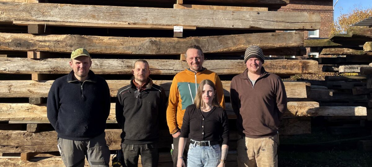 dach+holzbau berichtet über KNAPP