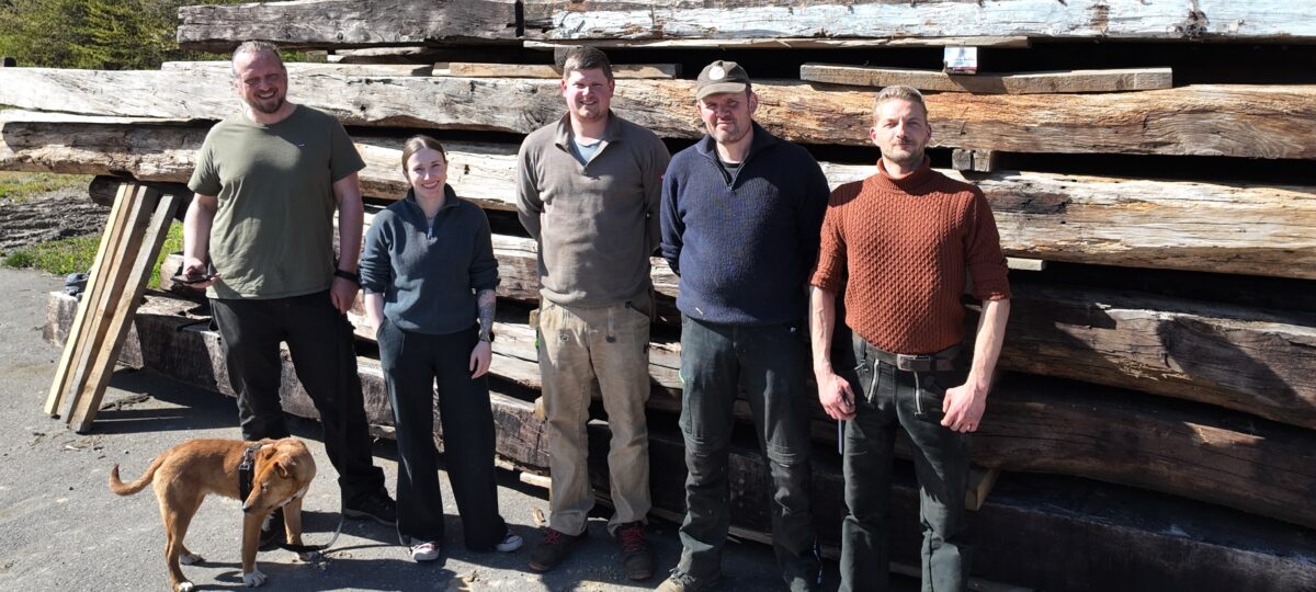 Wir machen alles aus alter Eiche